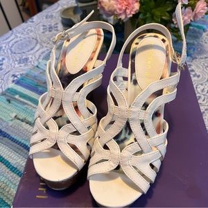 Madden Girl White Wedge Heel Women’s Size 6